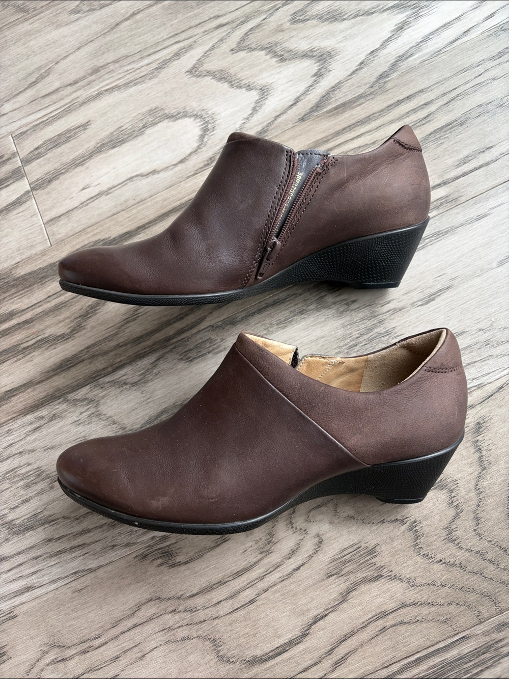 ECCO  Brown Leather Slip-On Shoes - Picture 6 of 14